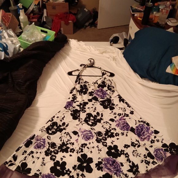 Black and White Floral Print with purple Flower Accents Dress - Picture 4 of 4